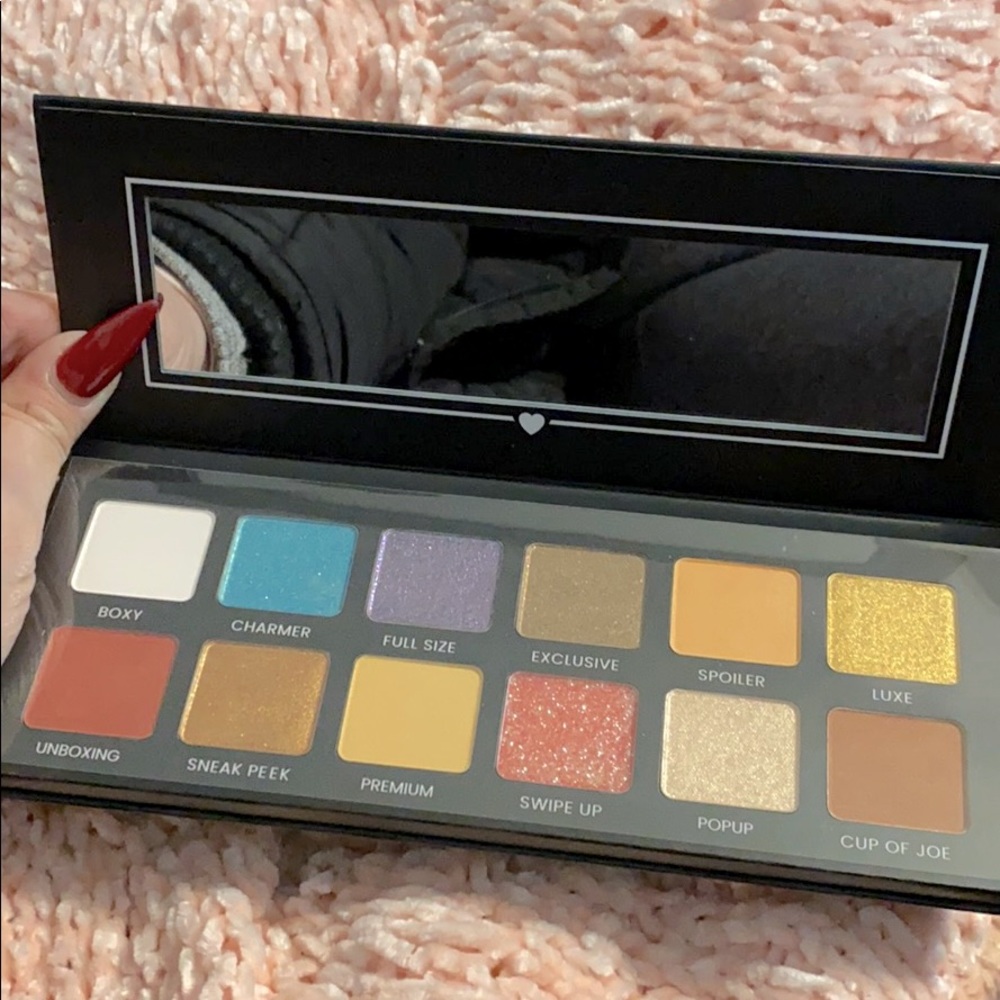 Boxycharm eye shadow palette nwt